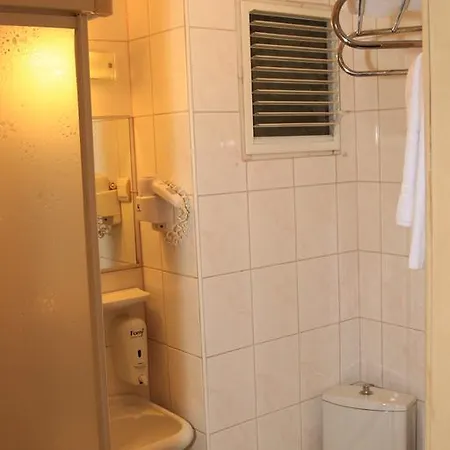 فندق Evkuran 3*