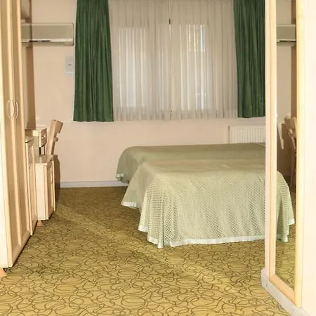 فندق Evkuran 3*